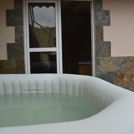 Homestay La Cabana Con Jacuzzi Las Palmas de Gran Canaria