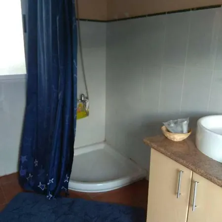 La Cabana Con Jacuzzi Homestay